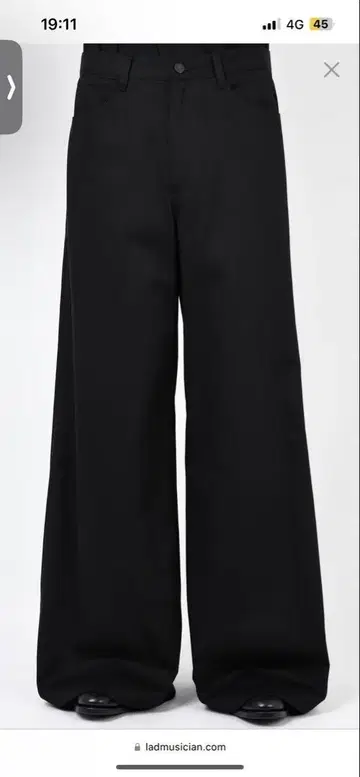 라드 뮤지션 WIDE FLARE PANTS
