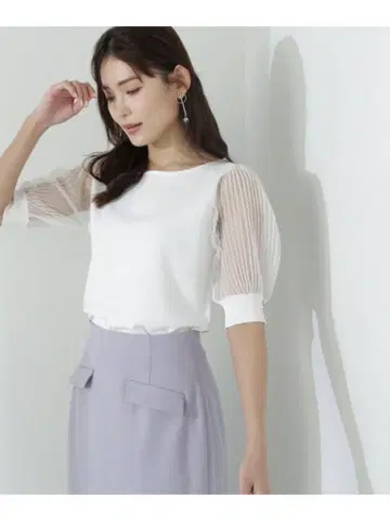 NATURAL BEAUTY BASIC 시어 플리츠 슬리브 니트