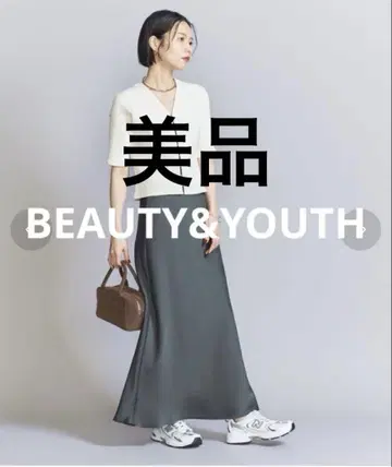 뷰티 앤 유스 유나이티드 애로우즈 메리드 플레어 스커트