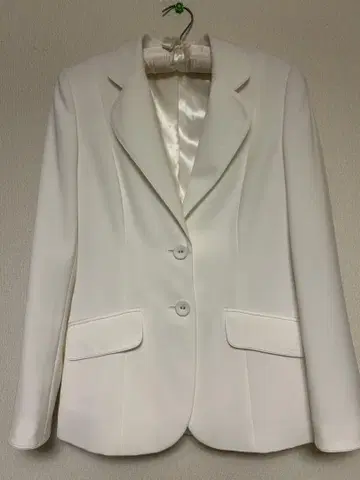 NEXT 화이트 테일러드 자켓