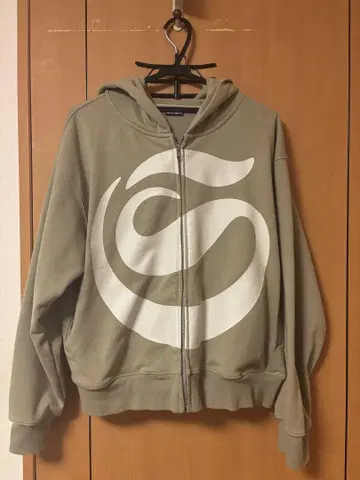 SPLR 지퍼 후드티