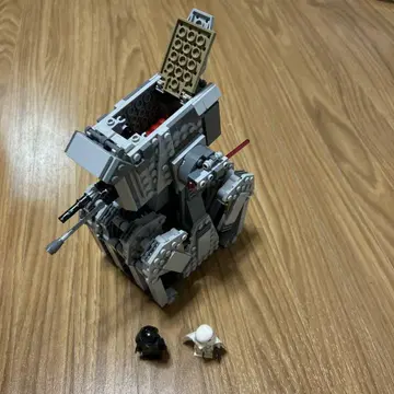 LEGO 스타워즈 퍼스트 오더 헤비 스카우트 워커