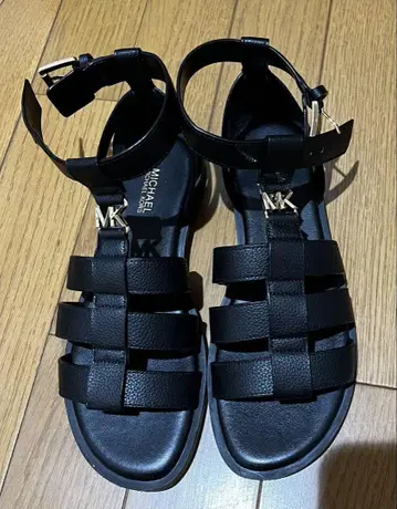 MICHAEL KORS REED 플랫 샌들 블랙 22