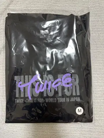 TWICE THIS IS FOR WORLD TOUR 티셔츠 사나 M