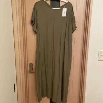 어반 리서치 롱 원피스