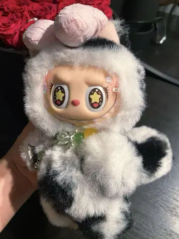 라부부 labubu 소띠 부드럽고 포근한