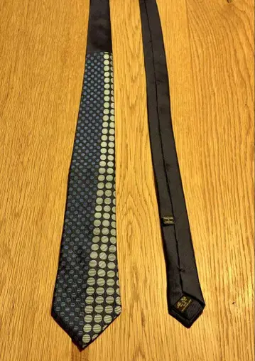 Cravats of London 핸드메이드 넥타이