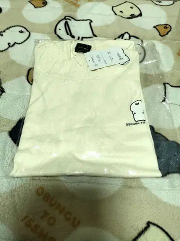 문구와 함께 풀 후드티 문구 씨