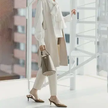 안피로 뷰티 무브 스틱 팬츠 온워드