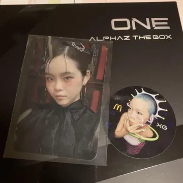 XG BOX ONE 코코나 트레이딩 카드 & 맥도날드 스티커