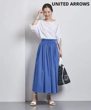 UNITED ARROWS 턱 개더 플레어 스커트