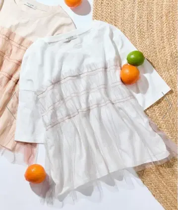 프릴 도킹 반팔 티셔츠