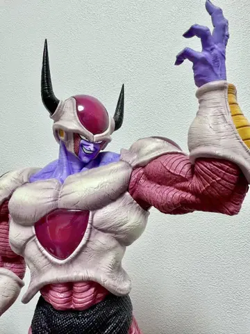 화이트홀 스튜디오 제2형 프리자