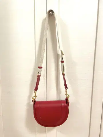 ZARA 대비 스티치 크로스바디 백 새 제품 미사용