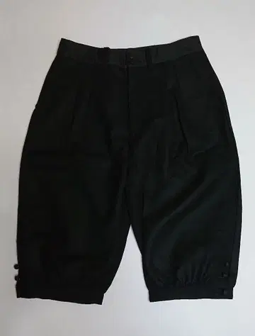하프 팬츠