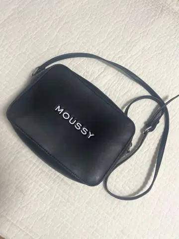 MOUSSY 마우지 블랙 숄더백