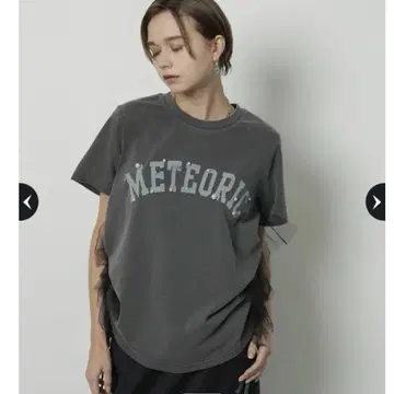 카듀네 사이드 튤 로고 T셔츠