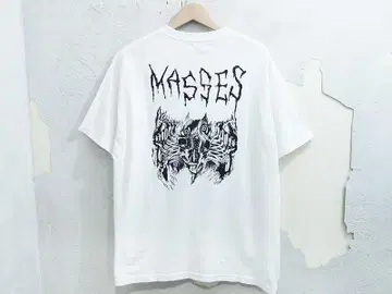 미품 L 사이즈 MASSES 티셔츠 YIQIBAT 티셔츠