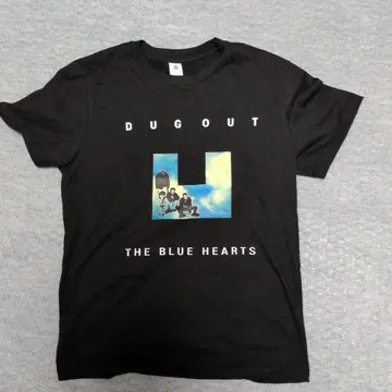 미착용 THE BLUE HEARTS 티셔츠 DUG OUT L 사이즈