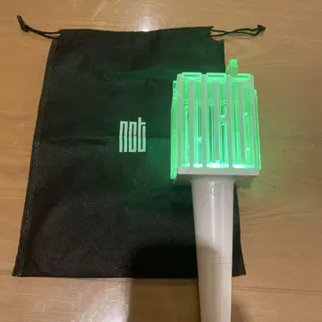 NCT 펜라이트 풀잎 모양의 둔기