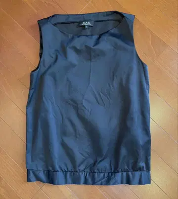 A.P.C. 슬리브리스 티셔츠 탱크탑 S 사이즈 블랙