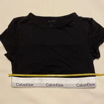 Calvin Klein 캘빈클라인 숏 기장 T-shirt