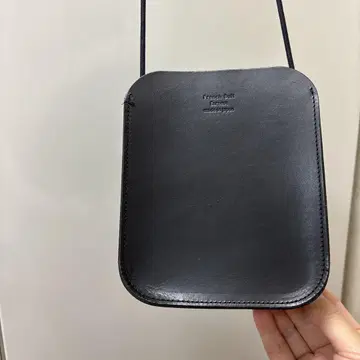 프렌치 불 어니스트 블랙 레더 사코슈