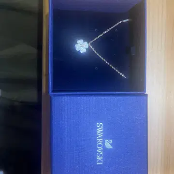 SWAROVSKI 목걸이