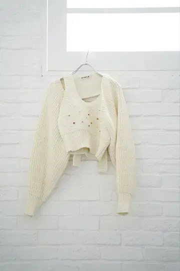 PINUE 비쥬 니트 탱크 & 가디건 SET 아이보리