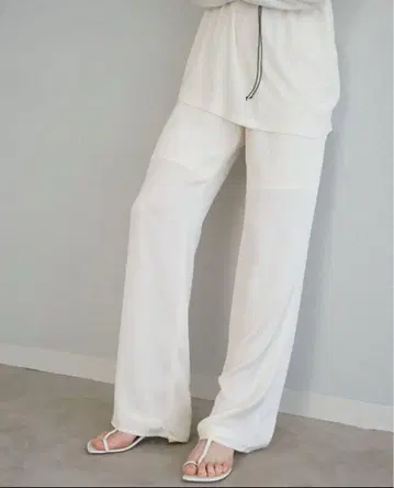 [ enof ] pear skin pants