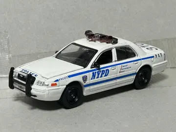 그린라이트 1/64 NYPD 포드 크라운 빅토리아 미니카