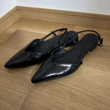 Lowrys 블랙 포인트드 투 뮬
