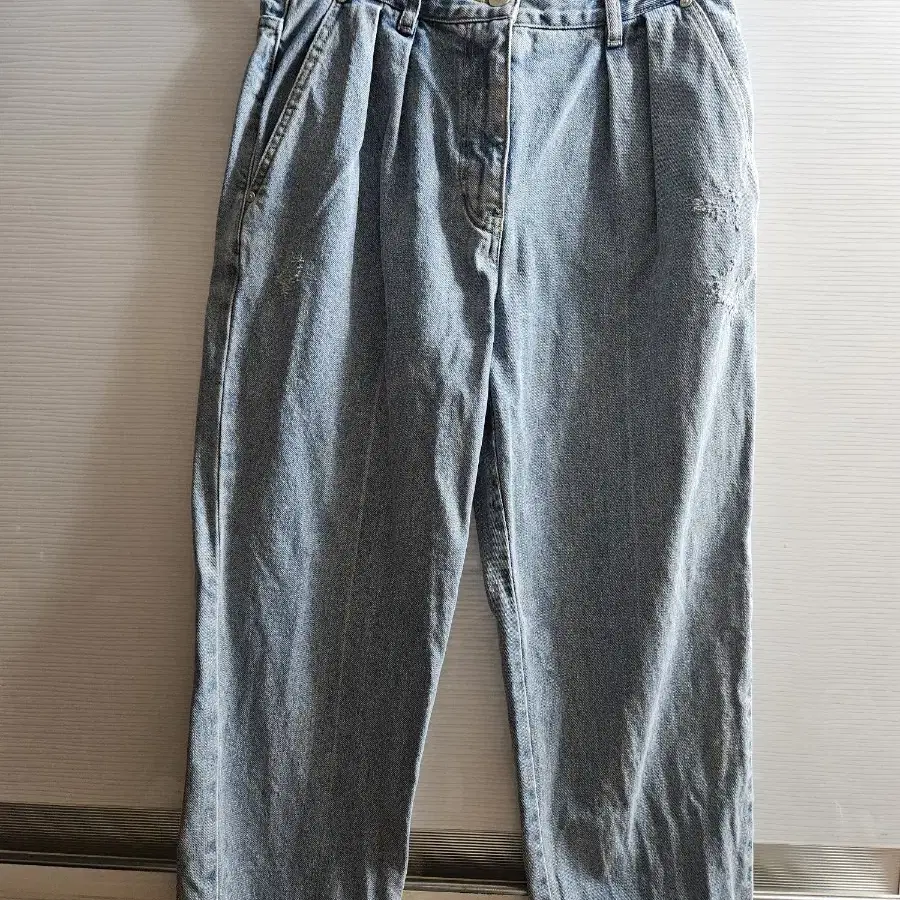 Inegi foggy wide denim pants light blue on Bunjang Global Site.