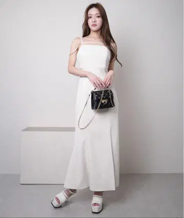 LIP SERVICE 사이드 시어 메이드 캐미 원피스