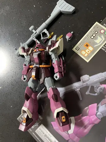 건프라 HG 이프리트 슈나이드 이프리트 슈나이드