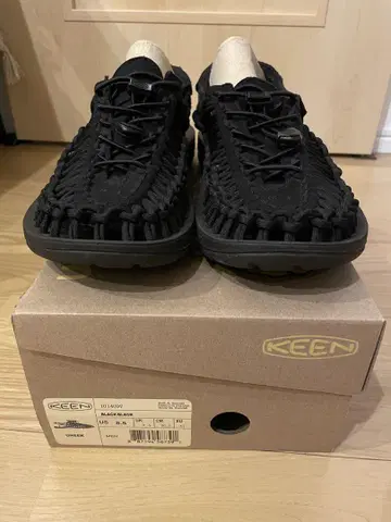 KEEN 킨 UNEEK 유니크 샌들 블랙 26.5cm