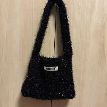 NKNIT kira kira hand bag