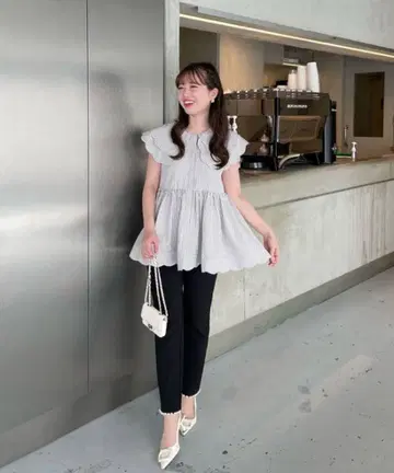 Fit more 더블 스캘럽 깅엄 체크 블라우스 그레이