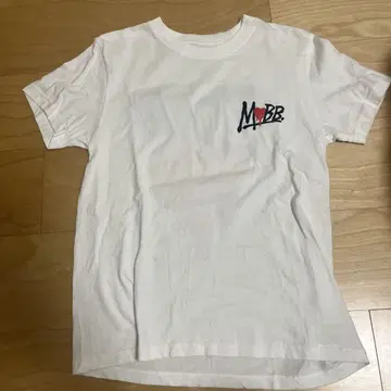 MOBB 티셔츠 하트