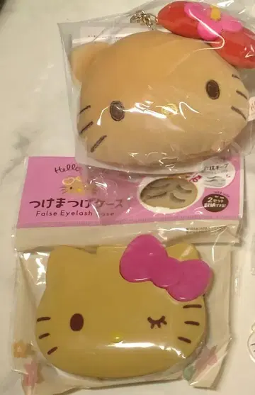 시마무라 다이소 일광욕 키티 참 장식 속눈썹 케이스 키티