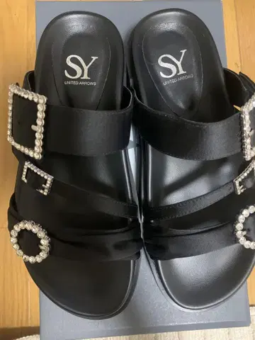 유나이티드 아로즈 SY 3 비쥬 버클 샌들 S 사이즈