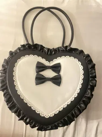 axes femme kawaii 덕질 하트 백 블랙