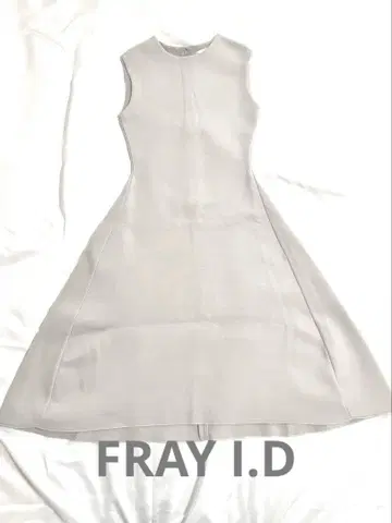 FRAY I.D 노스 핏 앤드 플레어 하이게이지 니트 원피스