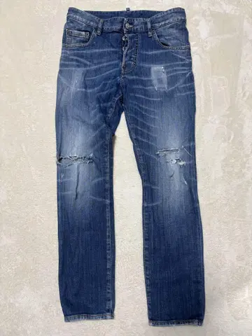 DSQUARED2 손상 처리 데님 44