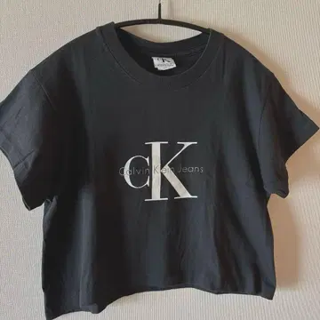 Calvin Klein Jeans 크롭 티셔츠 블랙 USA 구제 의류