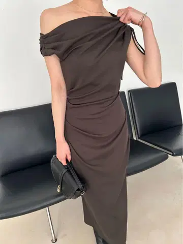 [ SNIDEL/스나이델 ] 드레이프 컷 원피스