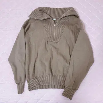 ZARA 자라 지퍼 장식 스웨터 베이지 M