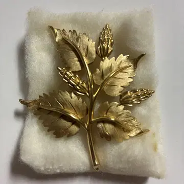 Trifari