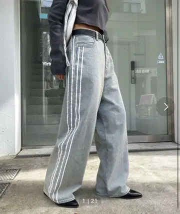 누가 누구 갤러리 사이드라인 와이드 데님 사 블루