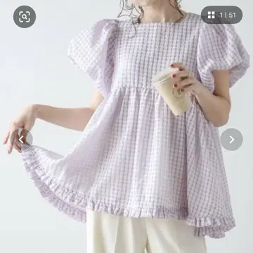 포근한 소매의 깅엄 체크 톱